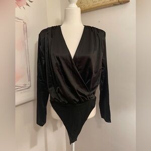 Long Sleeve Wrap V-Neck Bodysuit Size XL Black